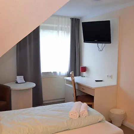 G&h Otel 3*